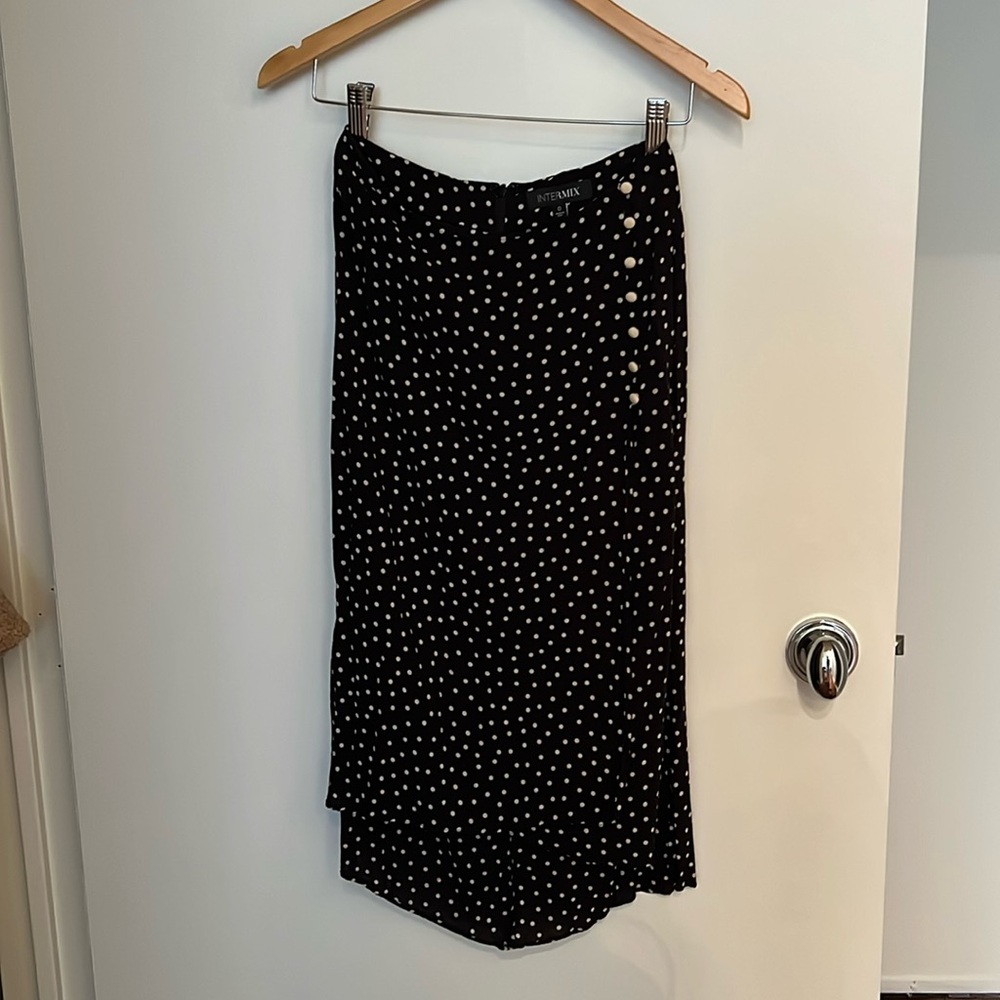 Intermix skirt